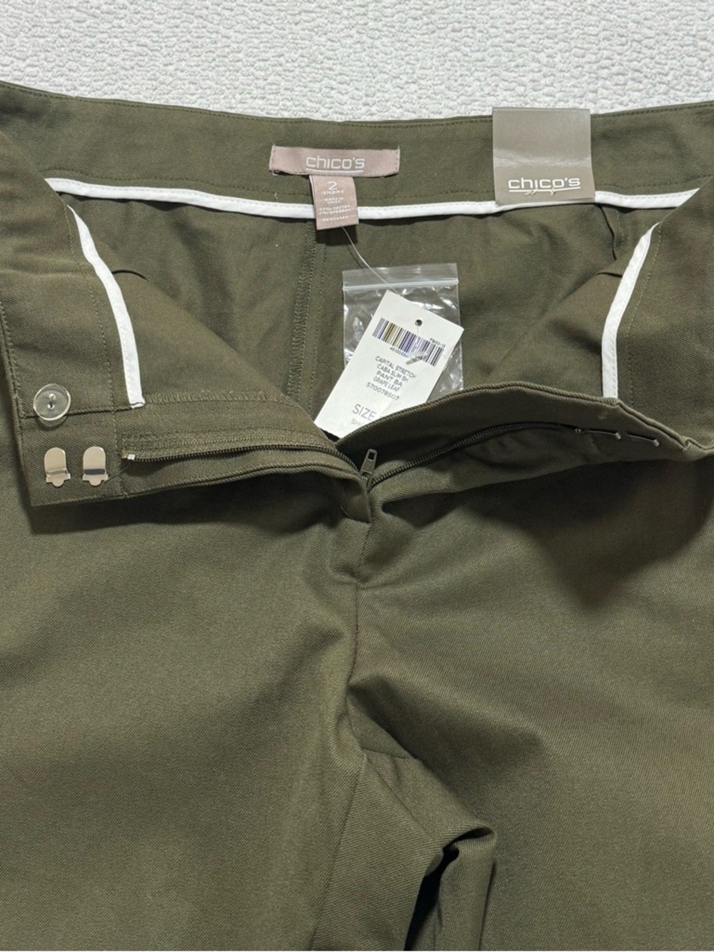Chicos Size 2(L) Short Capital Stretch Caba Slim Ankle Pants Grape Leaf Green - Picture 6 of 12